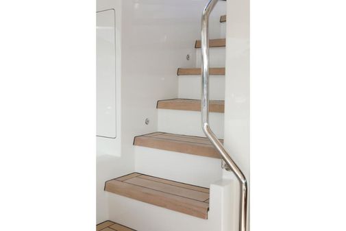 Ocean Alexander 37L image