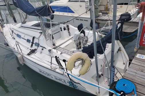 Beneteau FIRST-310 image