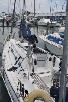 Beneteau FIRST-310 image