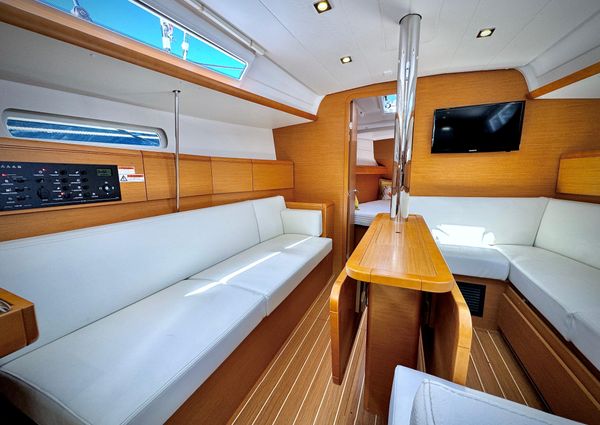 Jeanneau Sun Odyssey 379 image