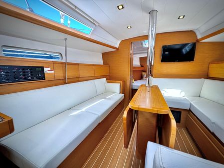 Jeanneau Sun Odyssey 379 image