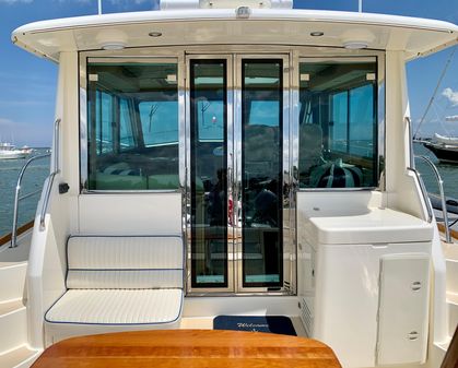 Sabre 42 Salon Express image