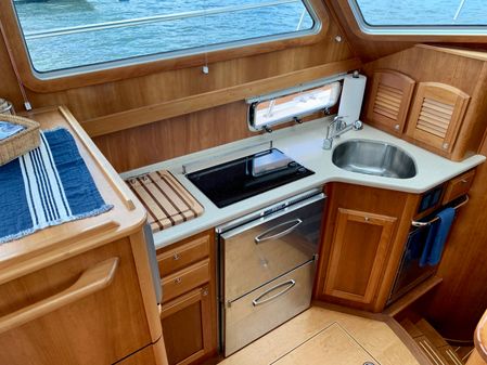 Sabre 42 Salon Express image