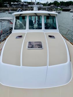 Sabre 42 Salon Express image