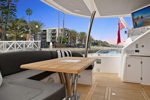 Sunseeker Flybridge image