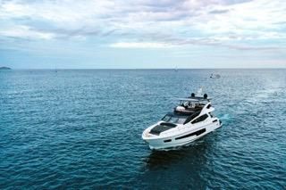 Sunseeker Flybridge image