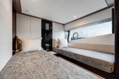 Ocean Alexander 32L image