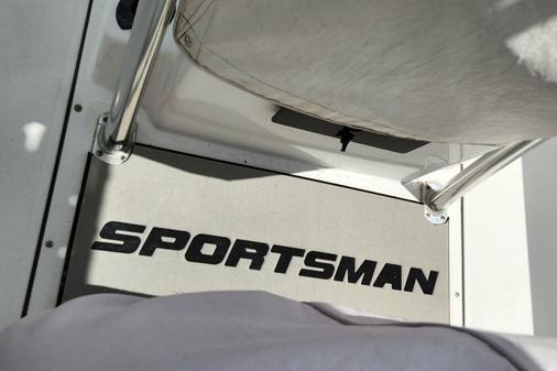 Sportsman ISLAND-REEF-19-CENTER-CONSOLE image