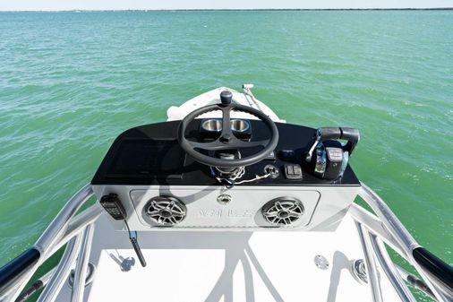 SeaVee 390Z image