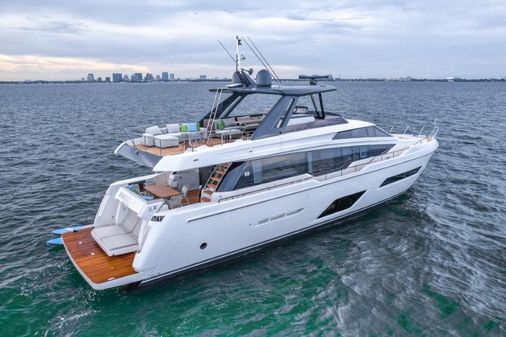 Ferretti-yachts 780 image