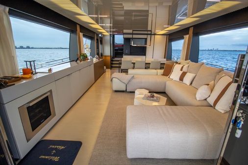 Ferretti-yachts 780 image