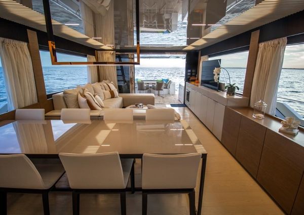 Ferretti-yachts 780 image