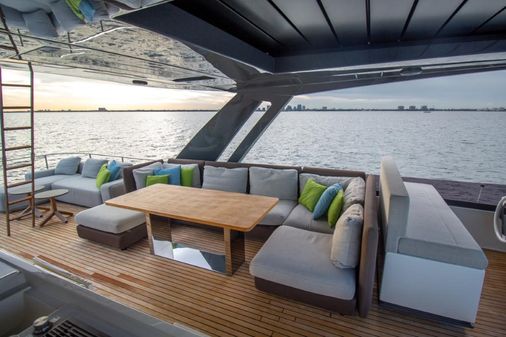 Ferretti-yachts 780 image