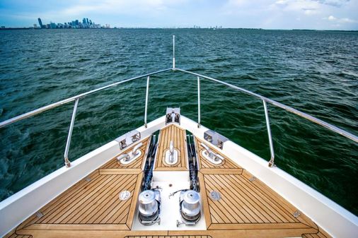 Ferretti-yachts 780 image