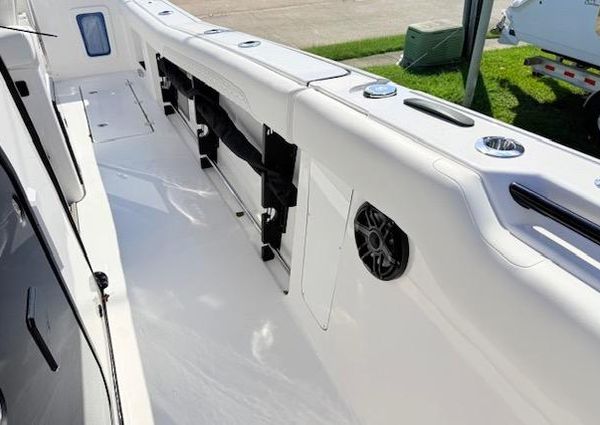 Tidewater 302-CC-ADVENTURE image