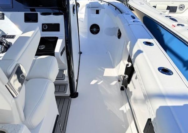 Tidewater 302-CC-ADVENTURE image