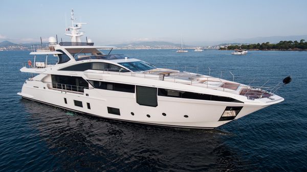 Azimut Grande 35 Metri 