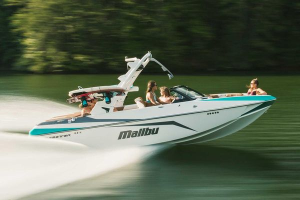 Malibu Wakesetter 21 VLX - main image