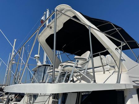 Bayliner 3988-COMMAND-BRIDGE image