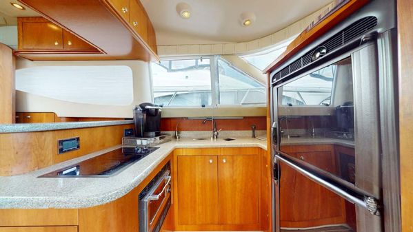 Cruisers 4450 Aft Cabin Motor Yacht image