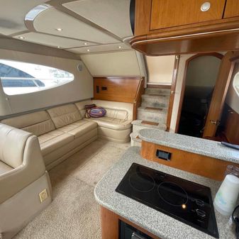 Cruisers Yachts 4450 Aft Cabin Motor Yacht image