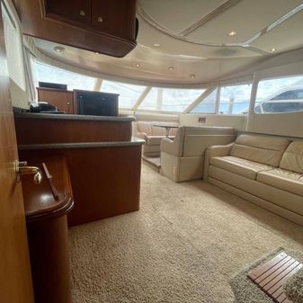 Cruisers 4450 Aft Cabin Motor Yacht image