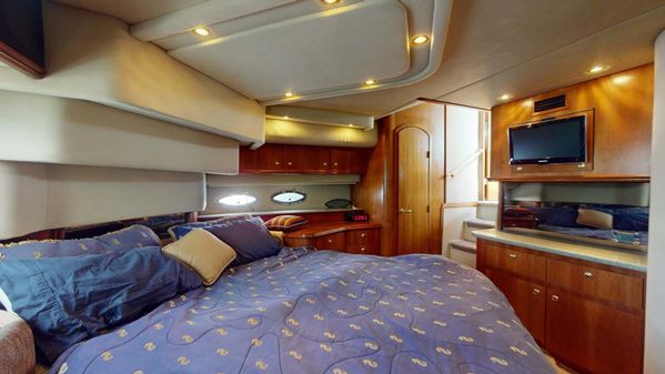 Cruisers Yachts 4450 Aft Cabin Motor Yacht image