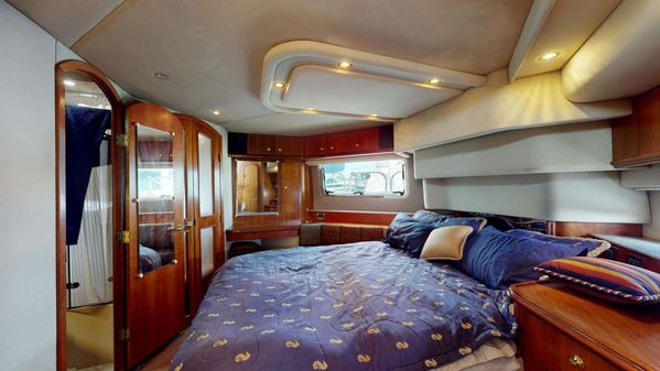 Cruisers 4450 Aft Cabin Motor Yacht image