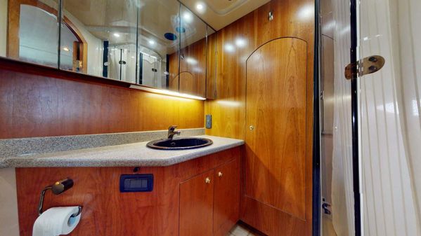 Cruisers Yachts 4450 Aft Cabin Motor Yacht image