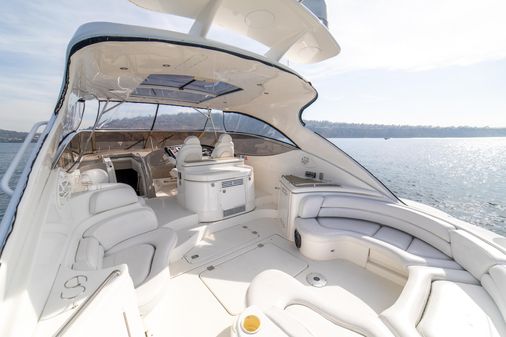 Cruisers Yachts 5370 Express image