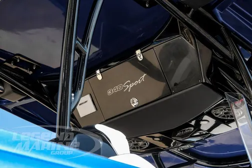 Nor-Tech 340 Sport Center Console image