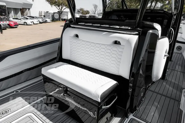 Nor-tech 340-SPORT-CENTER-CONSOLE image