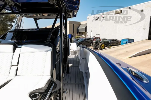 Nor-tech 340-SPORT-CENTER-CONSOLE image