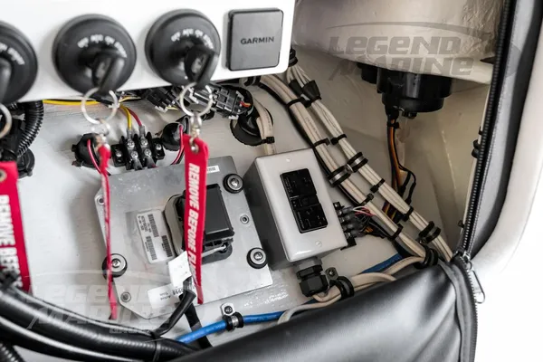 Nor-tech 340-SPORT-CENTER-CONSOLE image