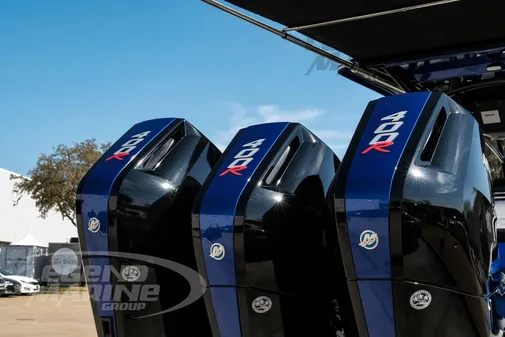 Nor-Tech 340 Sport Center Console image