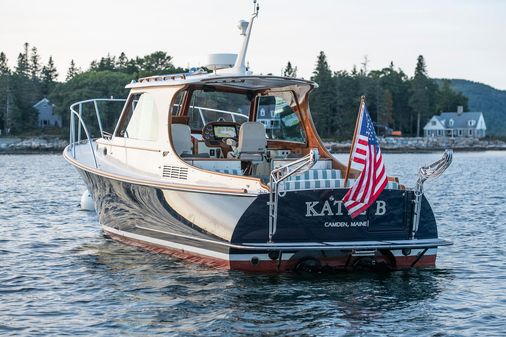 Hinckley Picnic Boat 37 MKIII image