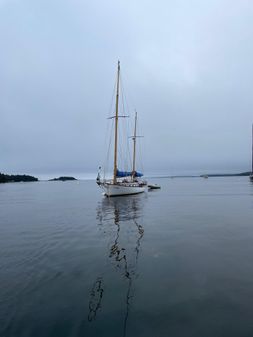 Herreshoff Nereia Molly's Cove 38 image