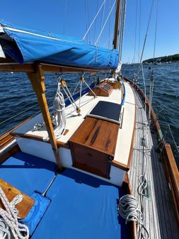 Herreshoff Nereia Molly's Cove 38 image