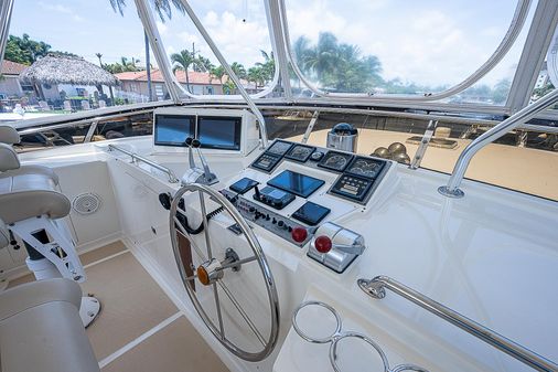 Offshore Yachts 62 Pilot House image