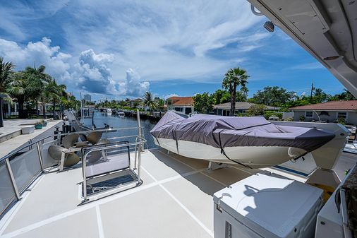 Offshore Yachts 62 Pilot House image