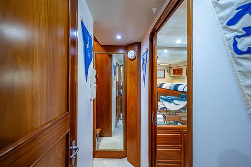 Offshore Yachts 62 Pilot House image