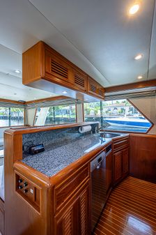 Offshore Yachts 62 Pilot House image