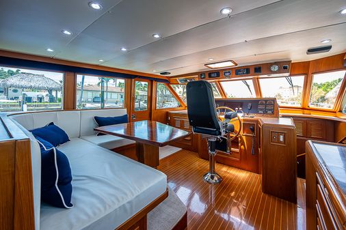 Offshore Yachts 62 Pilot House image