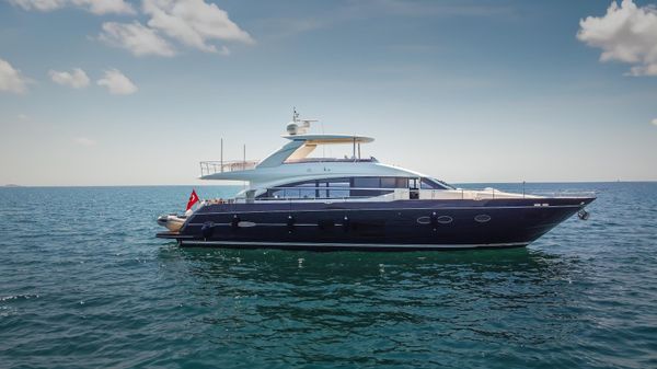 Princess Flybridge 82 Motor Yacht