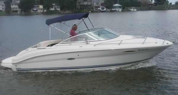 Sea Ray 225 Weekender image