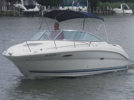 Sea Ray 225 Weekender image