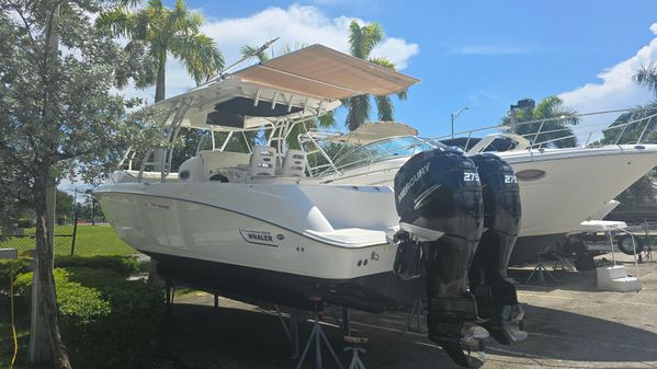 Boston Whaler 320 Outrage Cuddy Cabin image