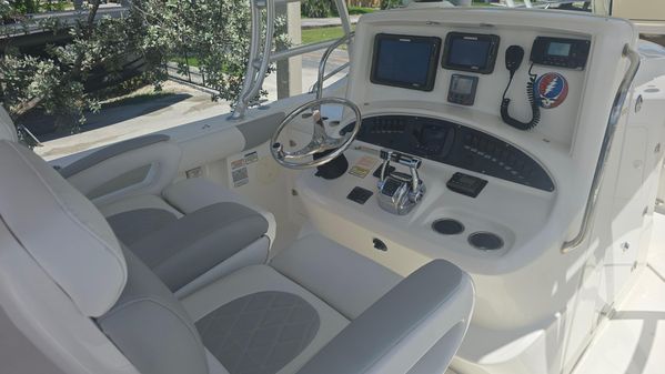 Boston Whaler 320 Outrage Cuddy Cabin image