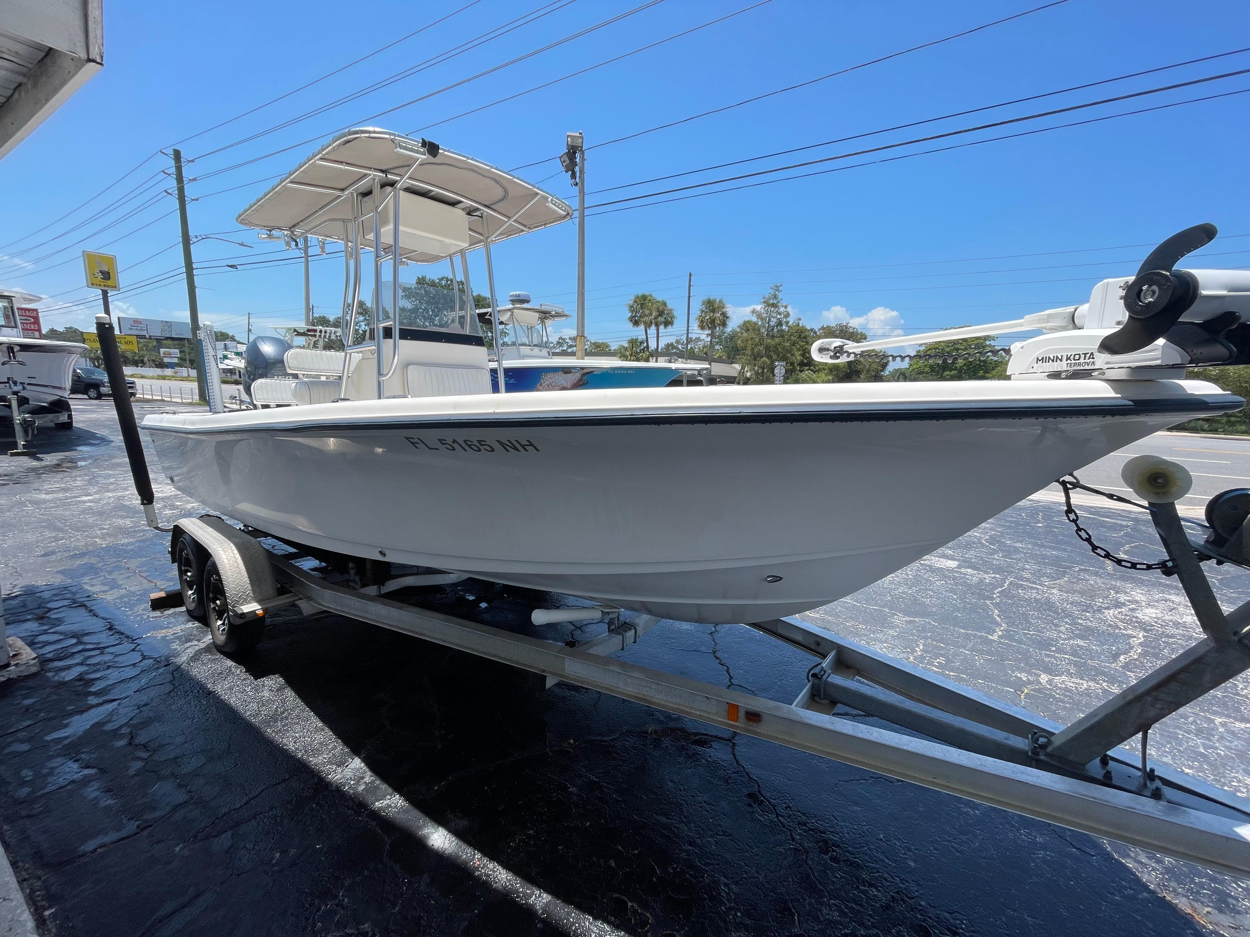 2005 Sea Hunt bx 22 t