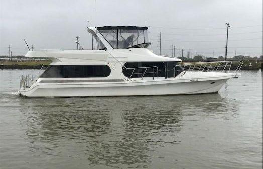 Bluewater Yachts 48 